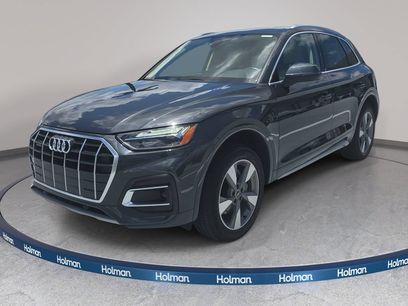 Used 2023 Audi Q5 Premium w/ Convenience Package