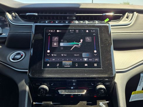 New 2026 Jeep Grand Cherokee Laredo X AWD/4WD image 21