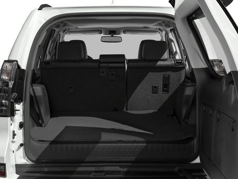 Used 2016 Lexus GX 460 w/ Premium Package AWD/4WD image 13