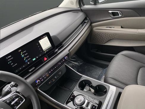 New 2026 Kia Carnival EX image 23