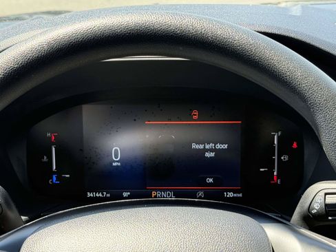 Certified 2025 Ford Escape Active AWD/4WD image 12