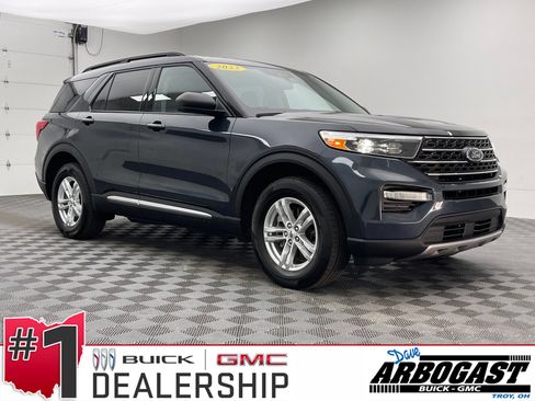 Used 2023 Ford Explorer XLT w/ Equipment Group 202A AWD/4WD image 1