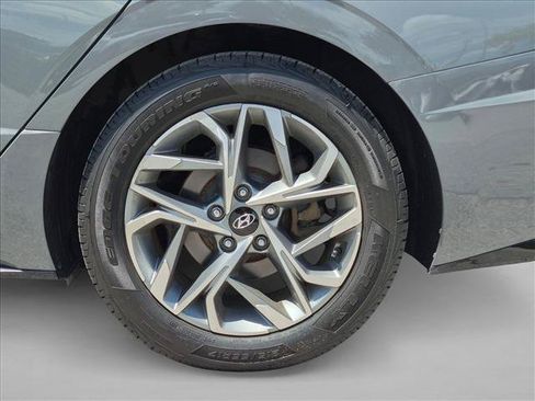 Used 2021 Hyundai Sonata SEL w/ Convenience Package FWD image 14