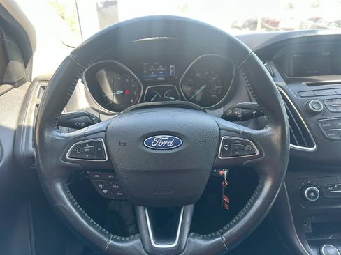 Used 2016 Ford Focus SE w/ Equipment Group 201A FWD image 26