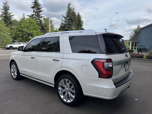 Used 2018 Ford Expedition Platinum AWD/4WD image 14
