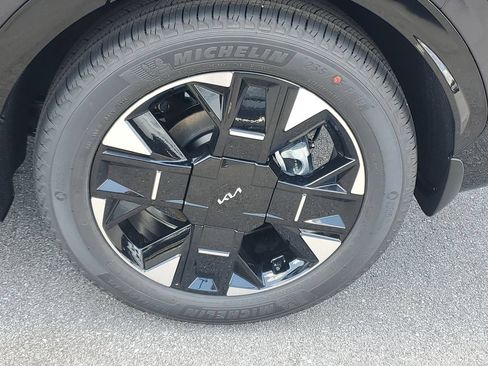 New 2026 Kia Sportage SX FWD image 30