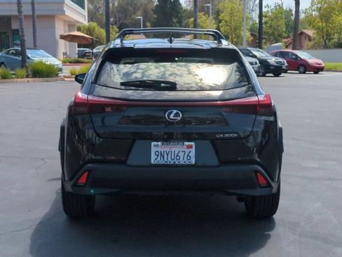 Used 2025 Lexus UX 300h FWD w/ Accessory Package (Z2) image 6