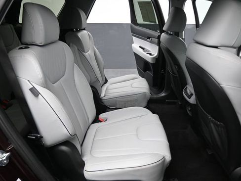Used 2025 Hyundai Palisade SEL image 24