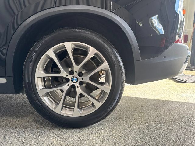 Used 2020 BMW X5 xDrive40i w/ Convenience Package AWD/4WD image 27