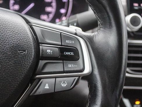 Used 2022 Honda Accord Sport image 32