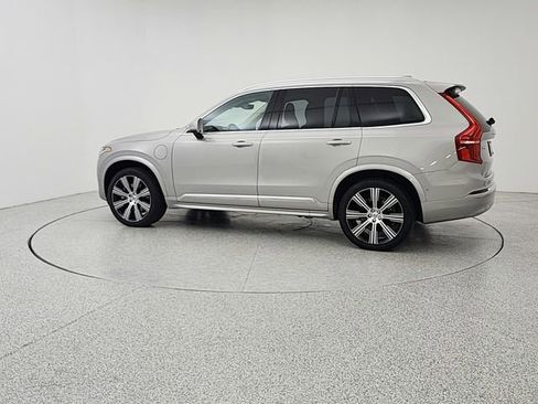 Certified 2025 Volvo XC90 T8 Plus w/ Protection Package Premier AWD/4WD image 7