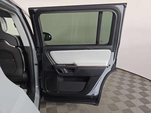 Used 2023 Rivian R1S Launch Edition AWD/4WD image 19