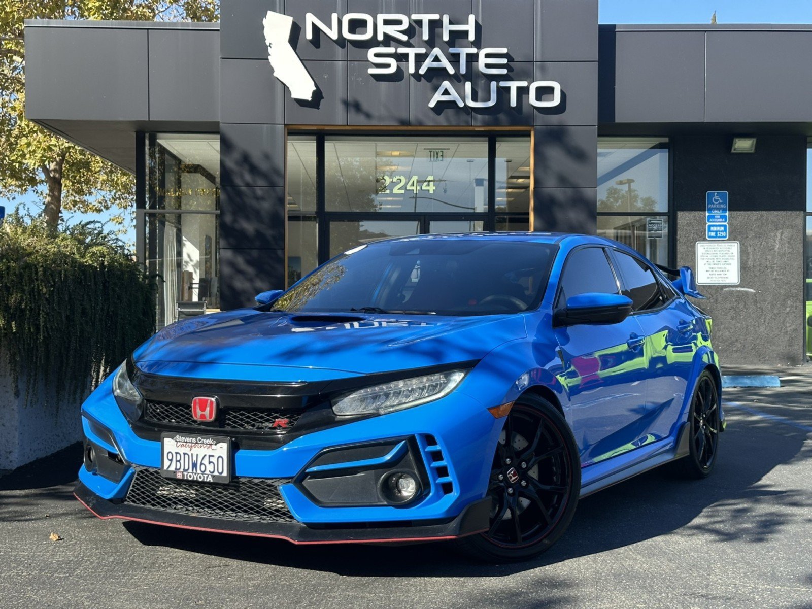 Used 2021 Honda Civic Type R image 2