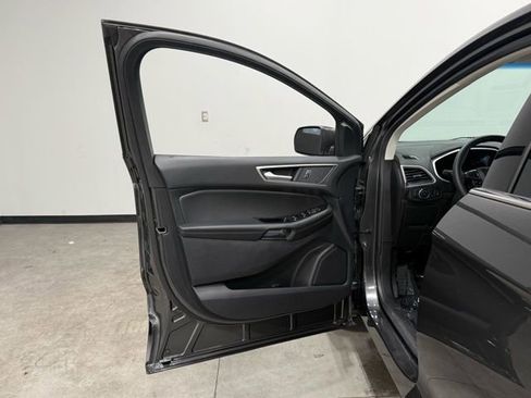 Certified 2020 Ford Edge SEL w/ Convenience Package image 13