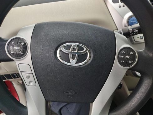 Used 2012 Toyota Prius V Two image 12