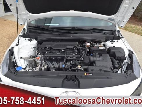 Used 2022 Hyundai Elantra SEL w/ Convenience Package image 37