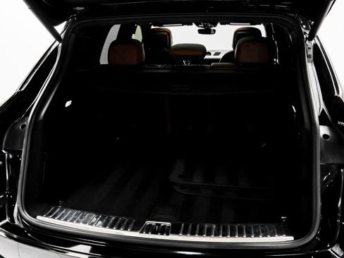 Used 2021 Porsche Cayenne GTS w/ Premium Package Plus AWD/4WD image 62
