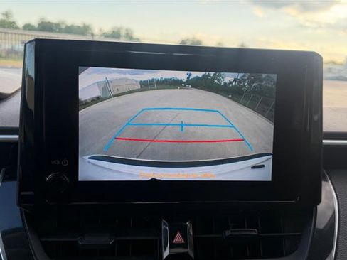 Used 2023 Toyota Corolla LE w/ Carpet Mat Package (TMS) FWD image 23
