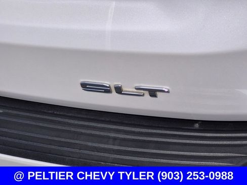 Used 2023 GMC Yukon SLT RWD image 8