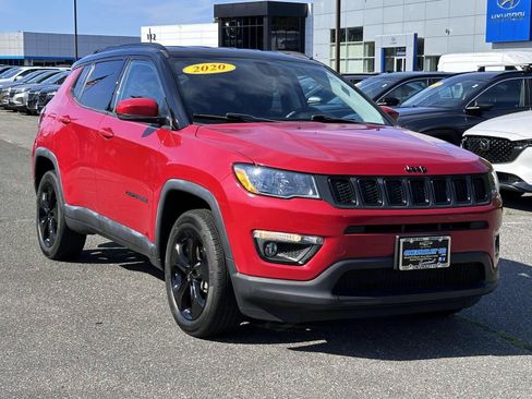 Used 2020 Jeep Compass Latitude AWD/4WD image 5