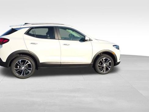 Certified 2023 Buick Encore GX Select w/ Safety Package II AWD/4WD image 2
