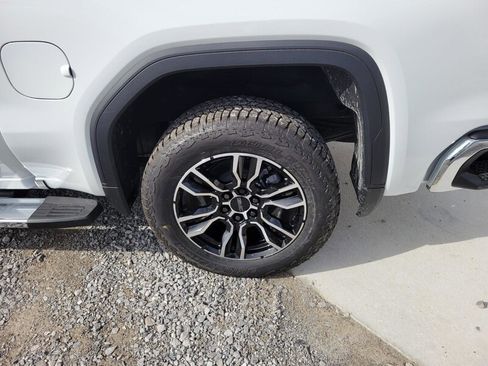 New 2026 GMC Sierra 1500 SLT w/ SLT Premium Plus Package image 9