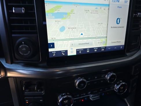 Used 2021 Ford F150 Lariat w/ Equipment Group 502A High image 11