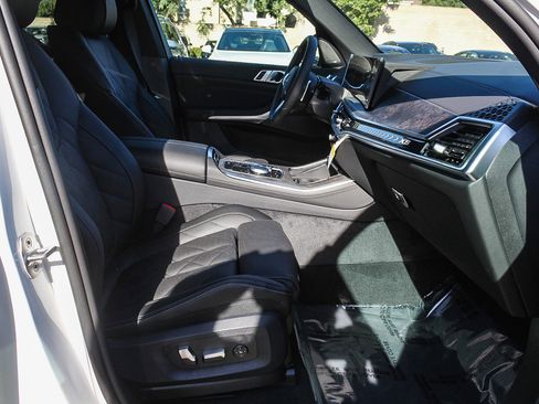 New 2026 BMW X5 sDrive40i w/ M Sport Package image 16