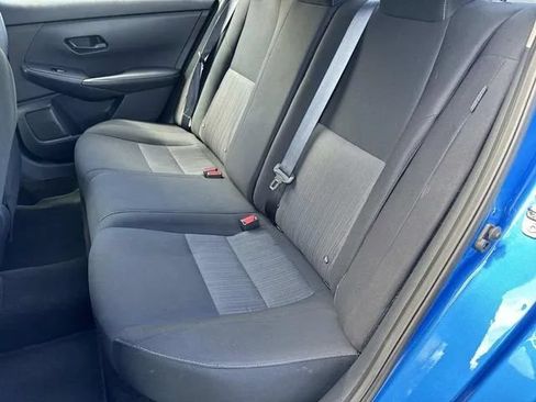 Used 2025 Nissan Sentra SV FWD image 23
