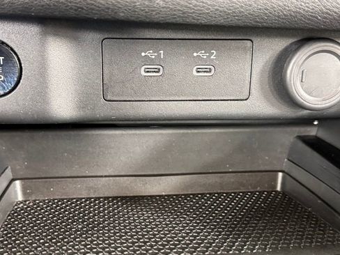 Used 2024 Nissan Rogue SV AWD/4WD image 28