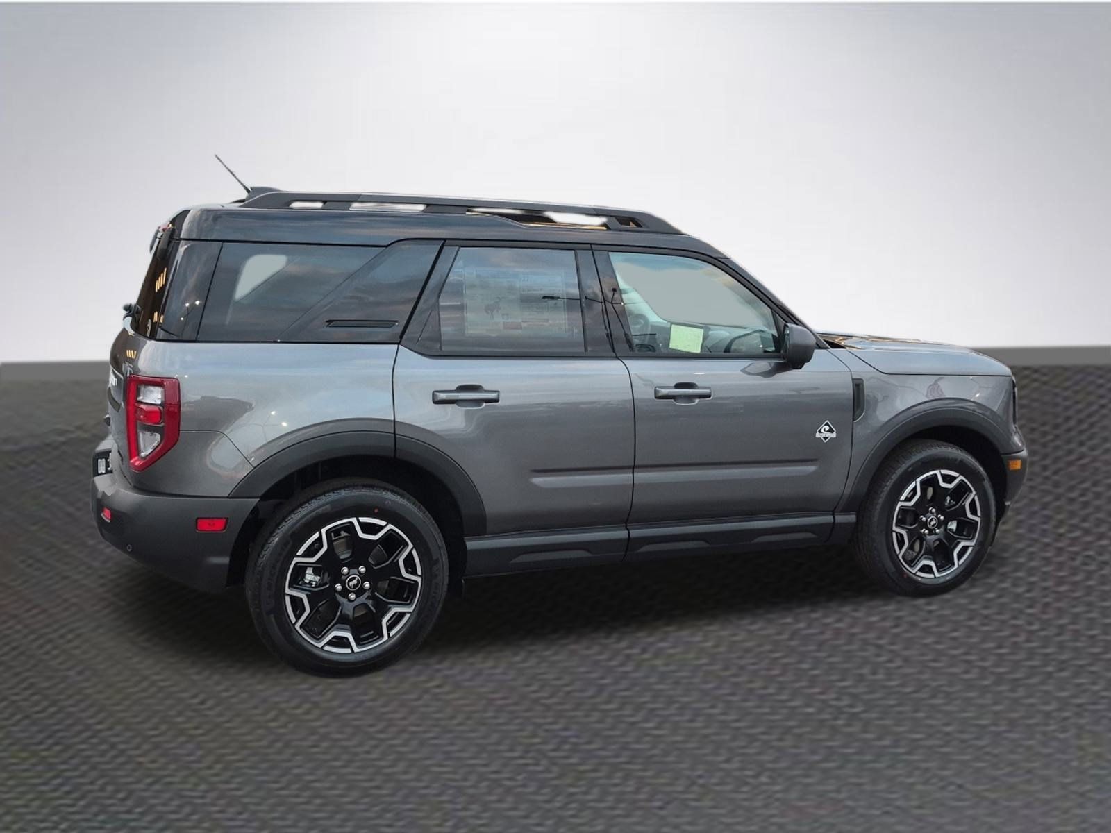 New 2025 Ford Bronco Sport Outer Banks w/ Outer Banks Tech Package+ AWD/4WD image 4