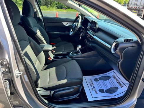 Used 2024 Kia Forte LXS image 29