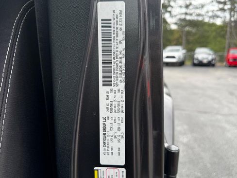 Used 2014 Jeep Wrangler Unlimited Sahara w/ Connectivity Group AWD/4WD image 24