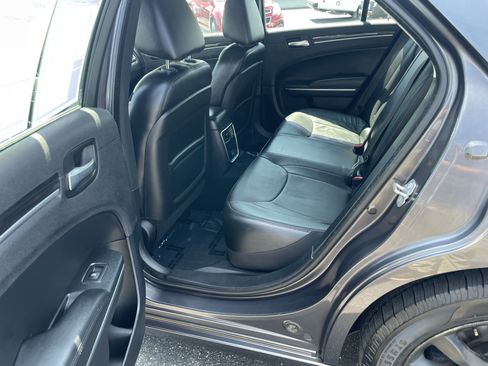 Used 2015 Chrysler 300 Limited AWD/4WD image 26