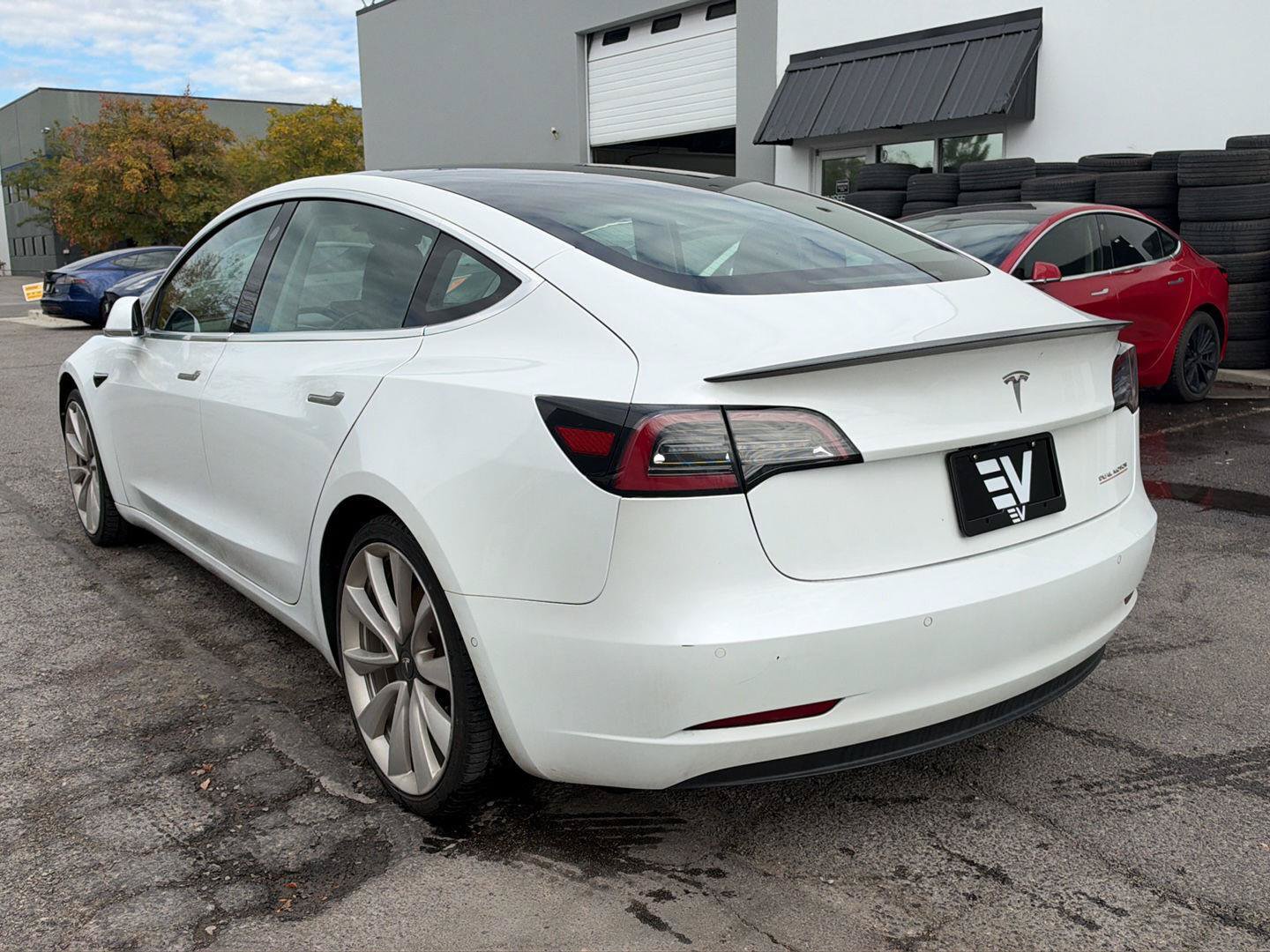 Used 2019 Tesla Model 3 Performance AWD/4WD image 4