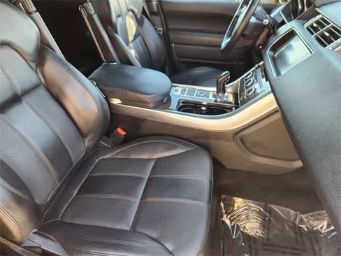 Used 2017 Land Rover Range Rover Sport SE image 14