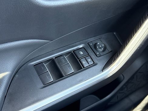 Used 2025 Toyota RAV4 XLE image 16