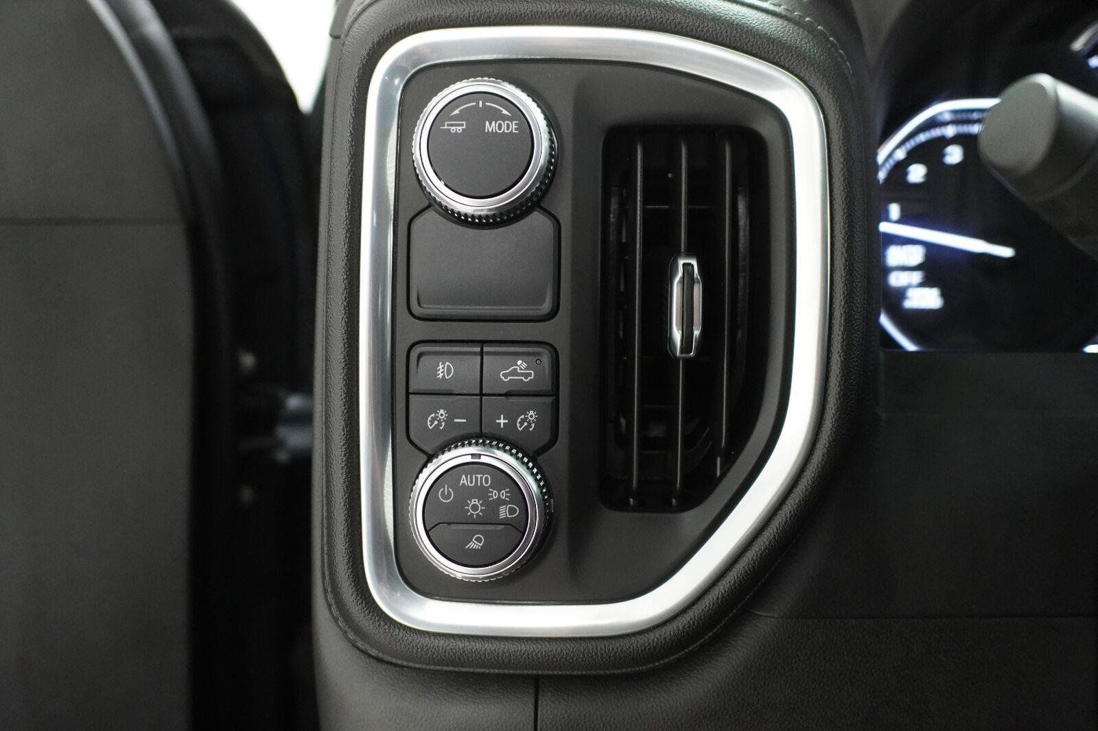 Used 2021 GMC Sierra 1500 SLT RWD image 12