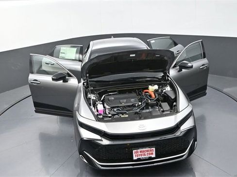 New 2026 Toyota Crown Limited w/ Advanced Technology Package image 36