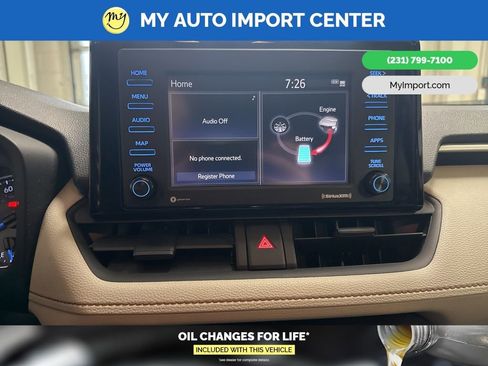 Used 2020 Toyota RAV4 XLE image 21