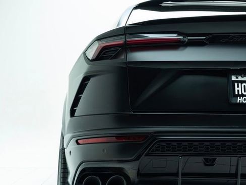 Used 2020 Lamborghini Urus image 19