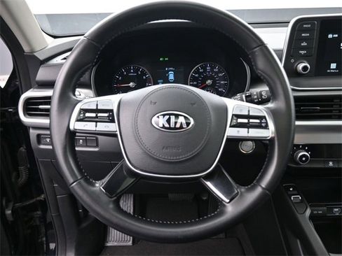 Used 2021 Kia Telluride S image 32
