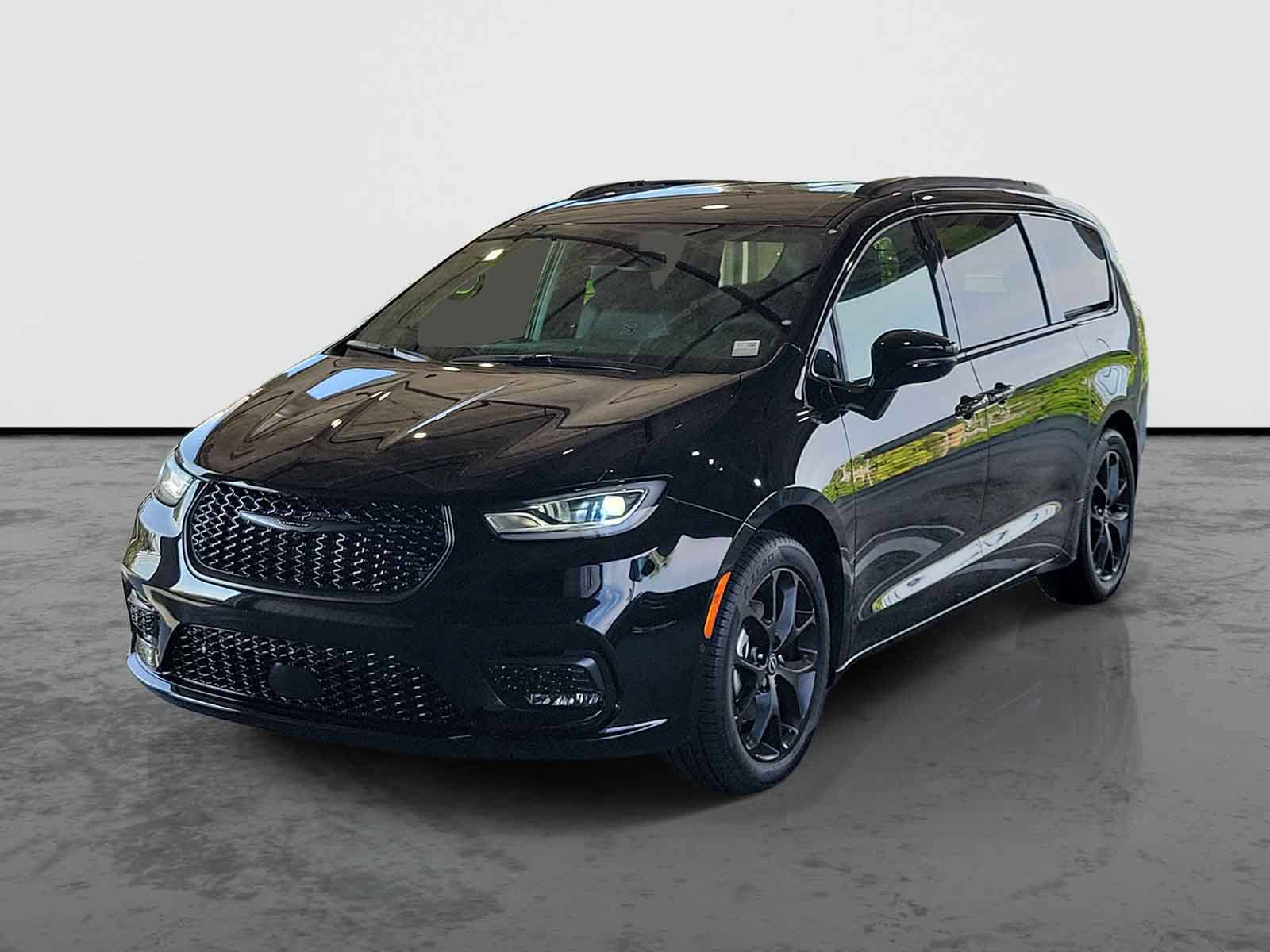 New 2026 Chrysler Pacifica Select w/ S Appearance Package FWD image 4