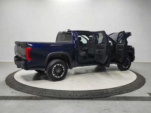 Used 2025 Toyota Tundra SR5 AWD/4WD image 15