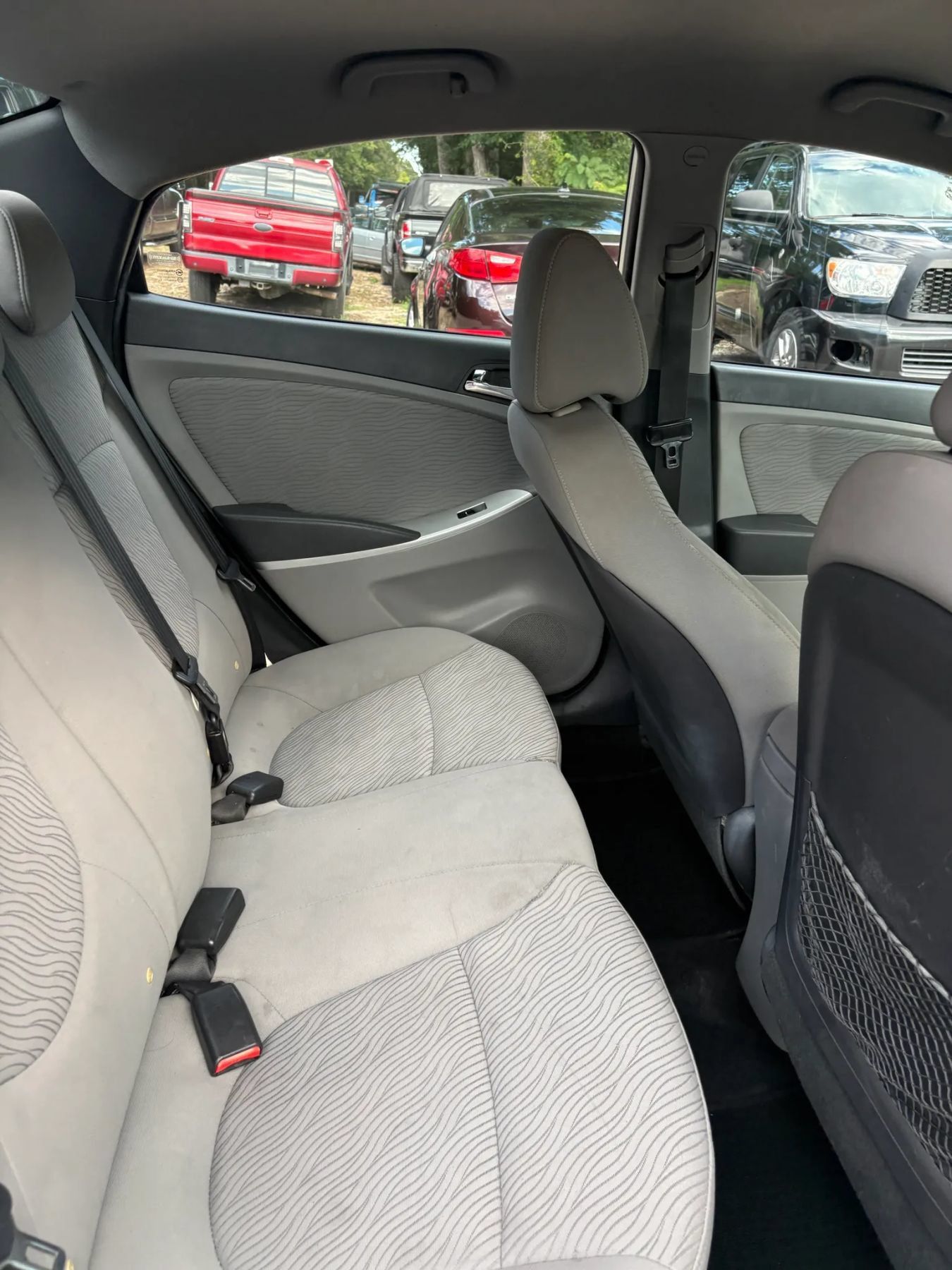 Used 2014 Hyundai Accent GLS w/ Option Group 2 FWD image 30