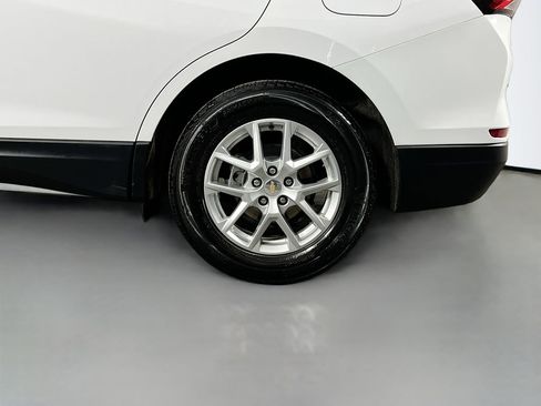 Used 2023 Chevrolet Equinox LS w/ LS Convenience Package image 28