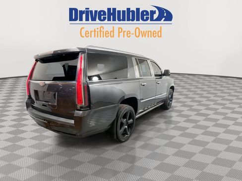 Used 2016 Cadillac Escalade ESV Premium image 4