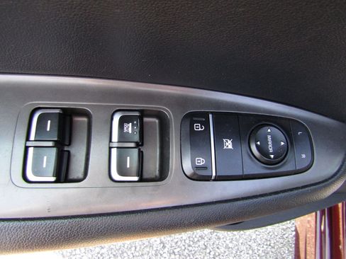 Used 2019 Kia Optima LX w/ LX 17" Wheel Package image 11