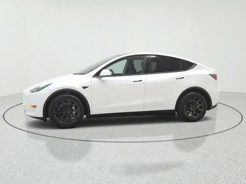 Used 2023 Tesla Model Y Long Range AWD/4WD image 8