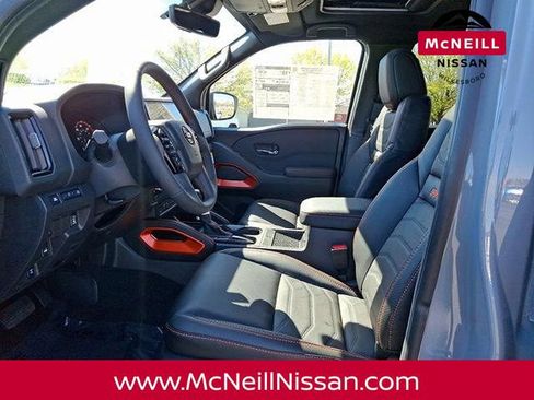 New 2025 Nissan Frontier PRO-4X w/ Pro Premium Package image 7